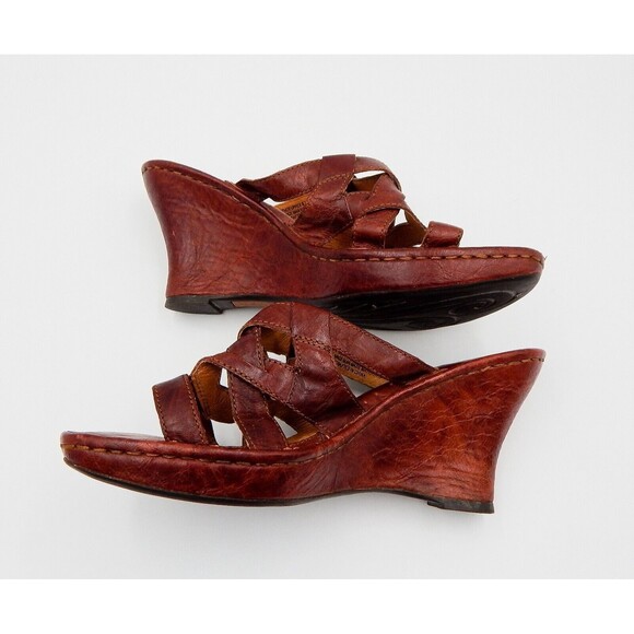 Born Women's Wedge Brown Leather Sandal Sz 8 Cross Strapped Handcrafted Slide - Picture 10 of 12